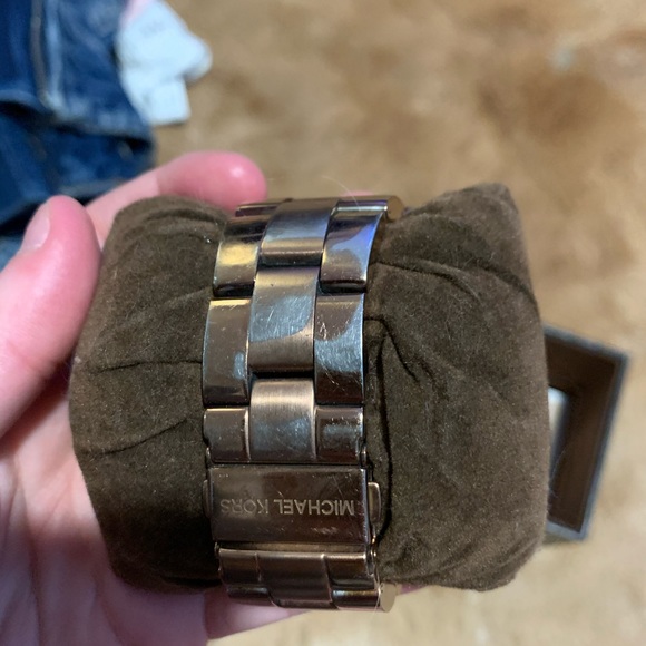 Michael Kors Baguette-Bezel Watch Rose Gold MK5412 - Picture 2 of 5